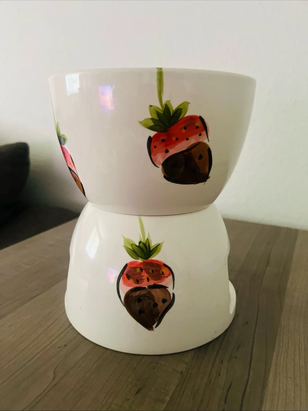 VINTAGE White Strawberry-Print Ceramic Snack Plates Dip Bowl Chocolate Fondue